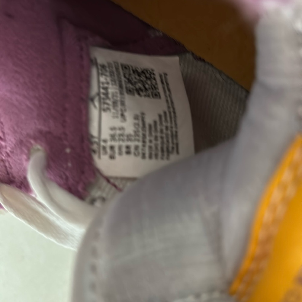 Nike Air Jordan 1 Brotherhood Purple and Yellow Sneakers size 4.5 - Picture 6 of 9